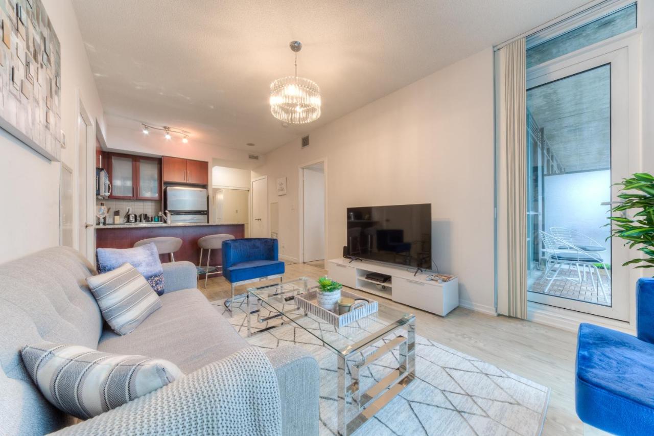 Stylish Newly Furnished Condo With Beautiful Lake View Toronto Eksteriør billede