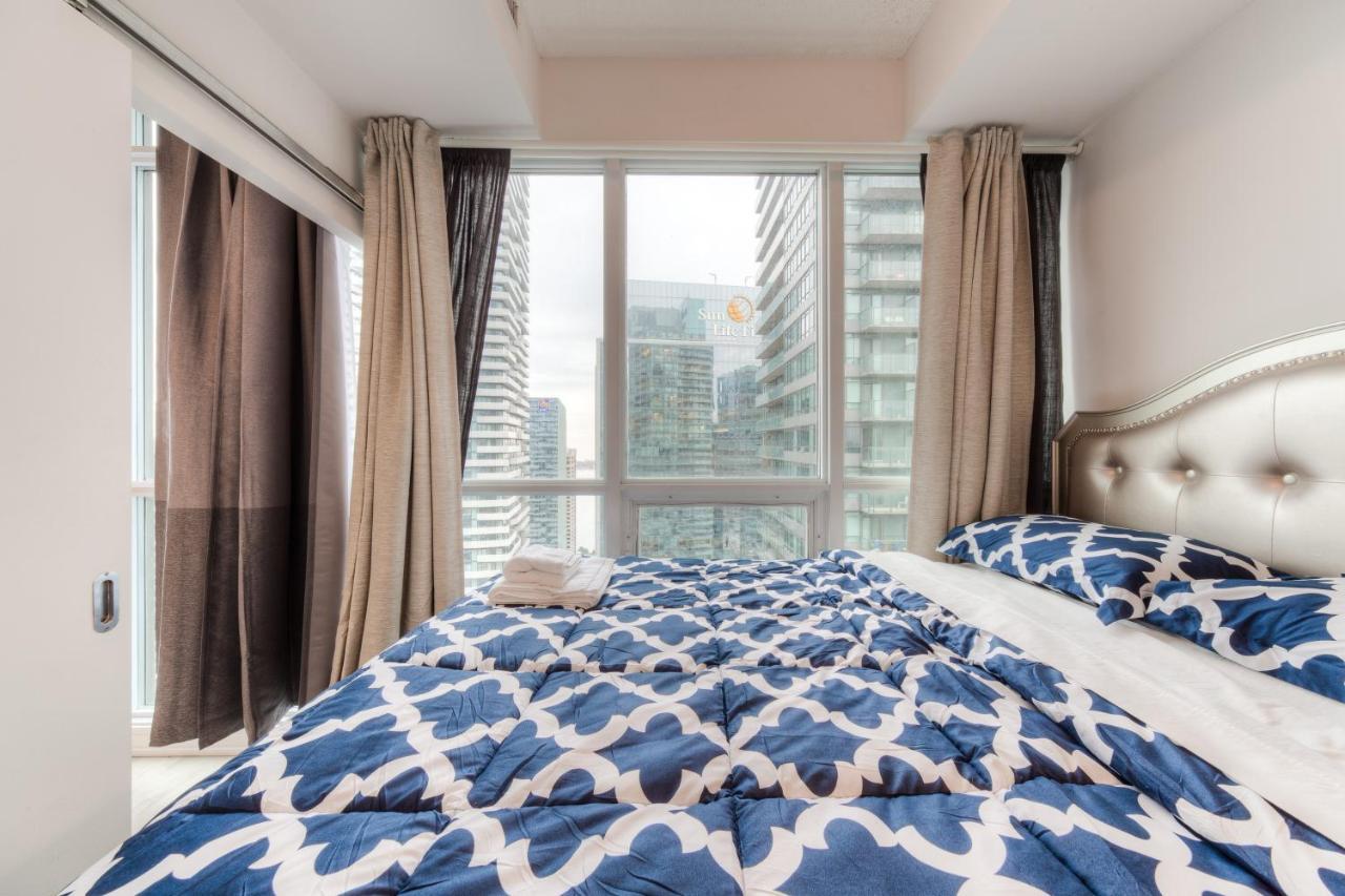 Stylish Newly Furnished Condo With Beautiful Lake View Toronto Eksteriør billede