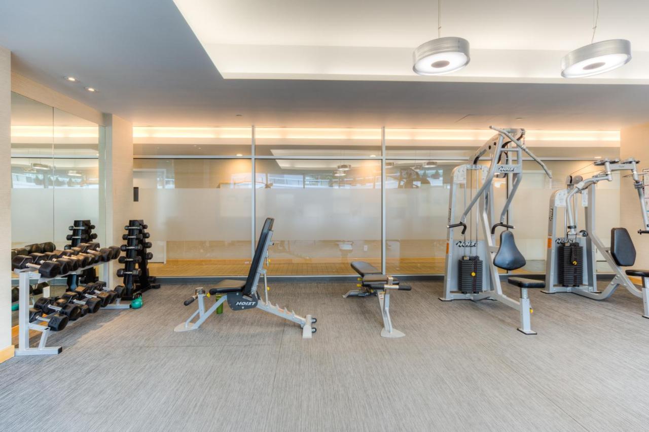 Stylish Newly Furnished Condo With Beautiful Lake View Toronto Eksteriør billede